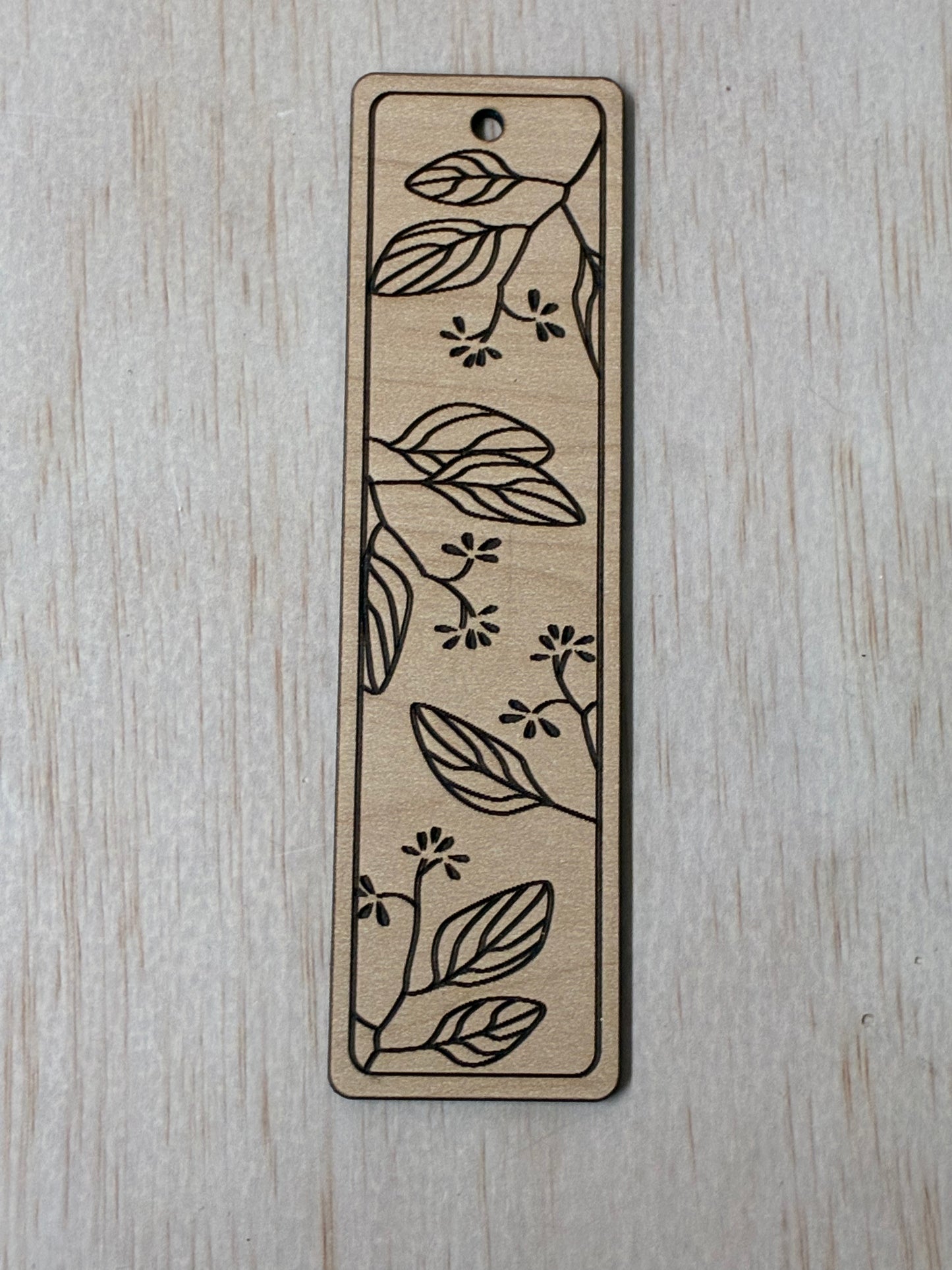 BOOKMARK - Leaves & Berries